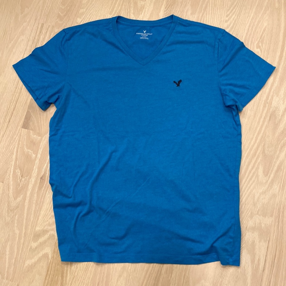 American Eagle Mens Tee Medium Light Blue